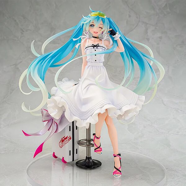 Good Smile Racing - Hatsune Miku - 1/7 - 2021 Vacation Style Ver. (Wonderful Works) - Image 2