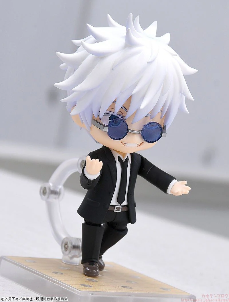 Jujutsu Kaisen - Gojou Satoru - Nendoroid #2440 - Suit Ver. (Good Smile Company) - Image 3