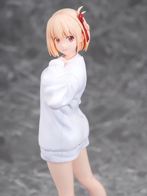 Lycoris Recoil - Nishikigi Chisato - 1/7 - Oversized Sweatshirt Ver. (Phat Company) - Image 7