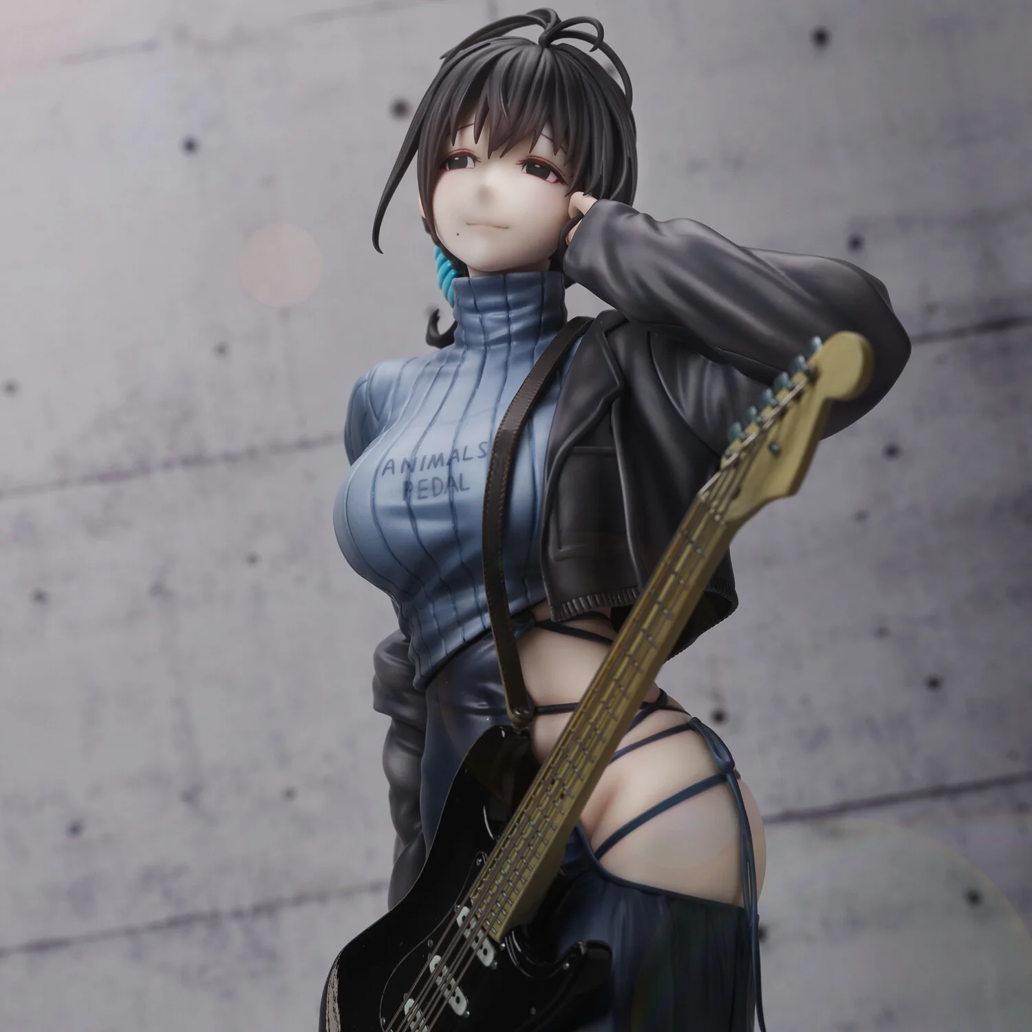 Original - Guitar MeiMei - Backless Dress (Union Creative International Ltd) - Image 2