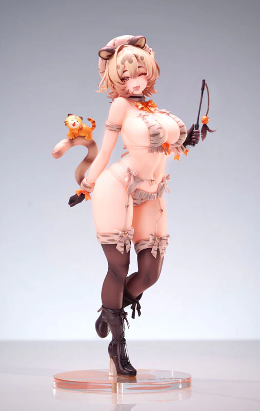 Original - Migu-chan - 1/6 - Deluxe Version with Acrylic Stand (Gal.V X MOMOROSER) - Image 2