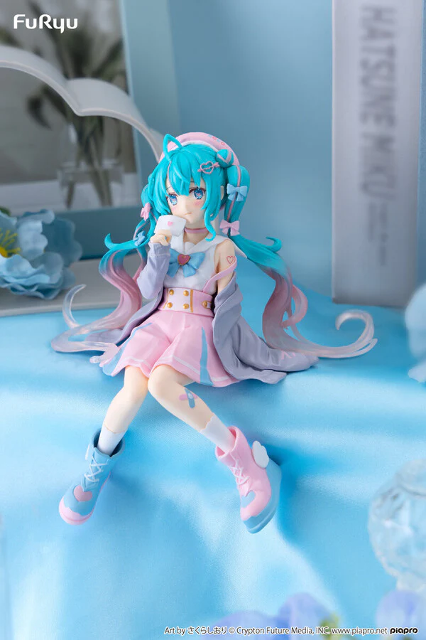 Piapro Characters - Hatsune Miku - Noodle Stopper Figure - Koisuru Sailor Fuku, Gray ver. (FuRyu) - Image 2