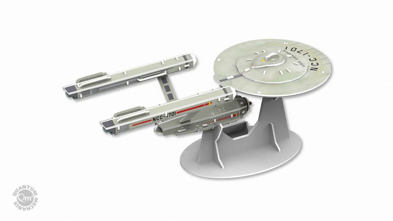 Star Trek / Qraftworks Starship 3D Paper Craft Model: 8-Ship Set - Image 5