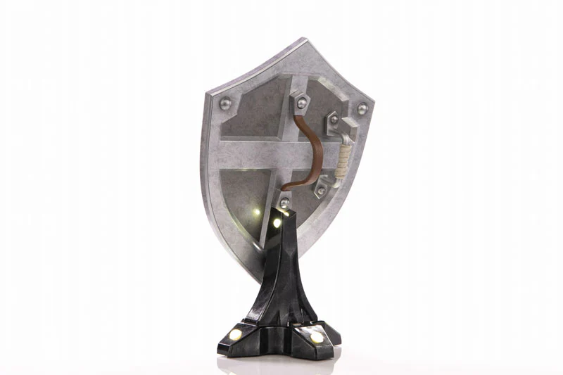 The Legend of Zelda: Breath of the Wild / Hylian Shield PVC Stand Model Collector's Edition - Image 6